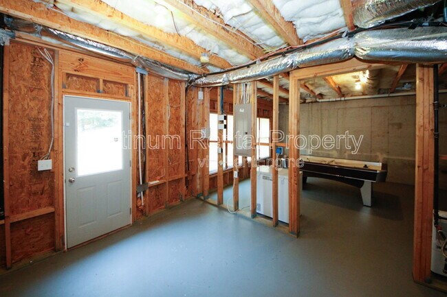 Building Photo - 4580 Wykeshire Ct