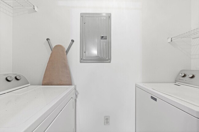 Building Photo - 11661 W Atlantic Blvd