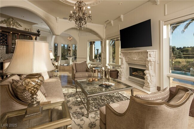 Building Photo - 8801 Palm Greens Ct