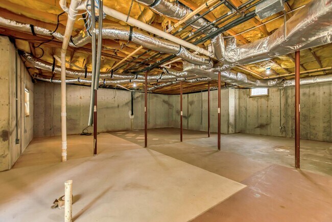 Building Photo - 1400 Slayden Wood Rd