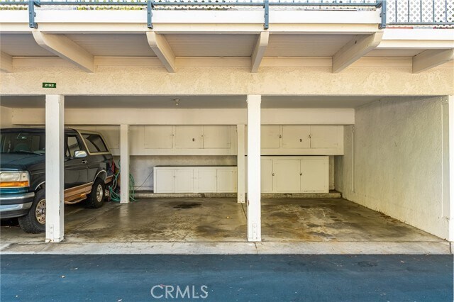 Building Photo - 2286 Via Puerta