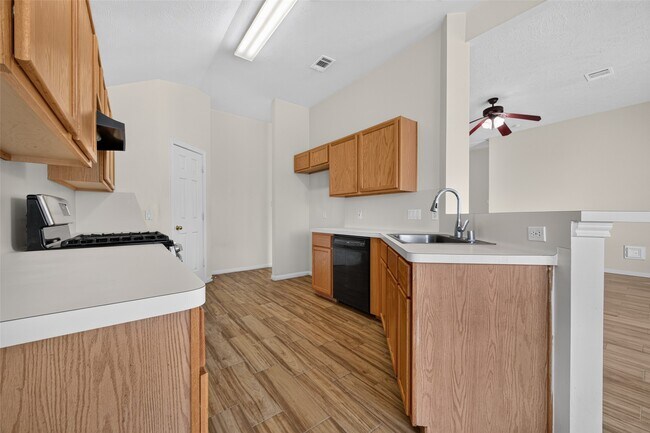 Building Photo - 1706 Teal Run Pl Dr