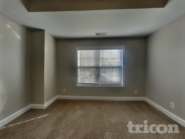 Building Photo - 542 Magnolia Dr