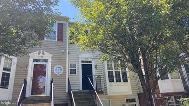 Building Photo - 2461 Medford Ct