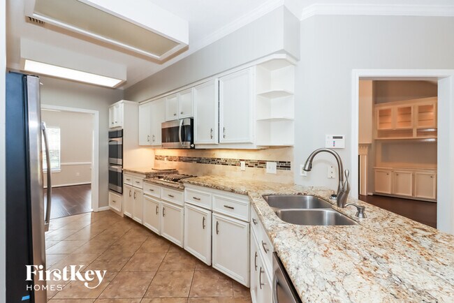 Building Photo - 4612 Ironwood Dr