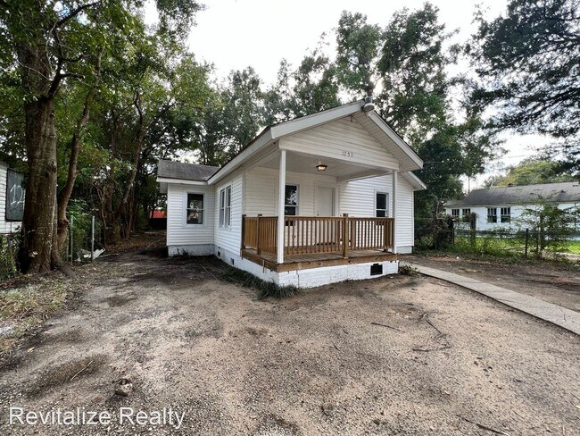 Primary Photo - 3 br, 2 bath House - 1253 Cottrell Street