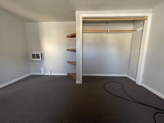 Building Photo - Built-In Storage