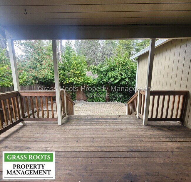 Building Photo - 616 Pelton Way