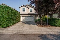Building Photo - 3 bedroom 2.5 Bath - On Dead End Street - Low Maintenance Fenced Yard - Community Center with Swi...