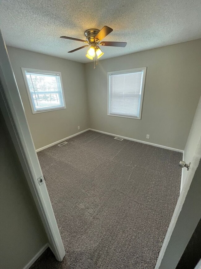 Building Photo - Coming Soon! Independence Home 3 Beds 2 Ba...