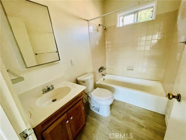 Building Photo - 731 S Almansor St