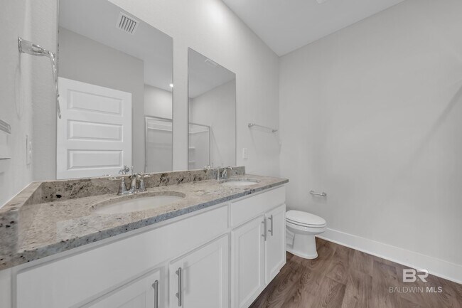 Building Photo - 8984 Chabo Cir