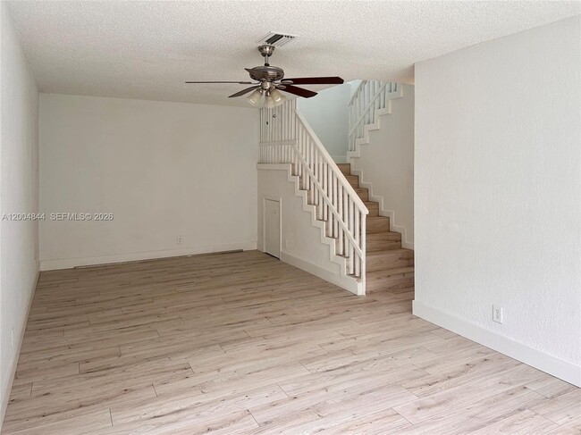 Building Photo - 2580 Coral Springs Dr