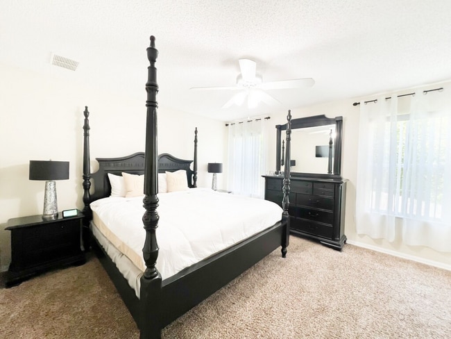 Building Photo - 4749 Ormond Beach Way