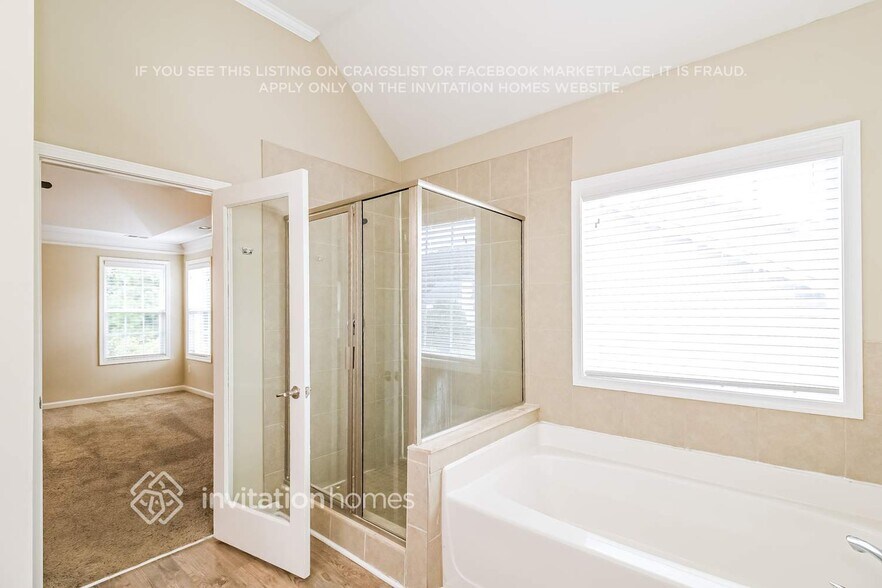 Building Photo - 4839 Chickadee Ln