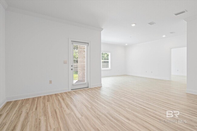 Building Photo - 16114 Laurelbrooke Lp