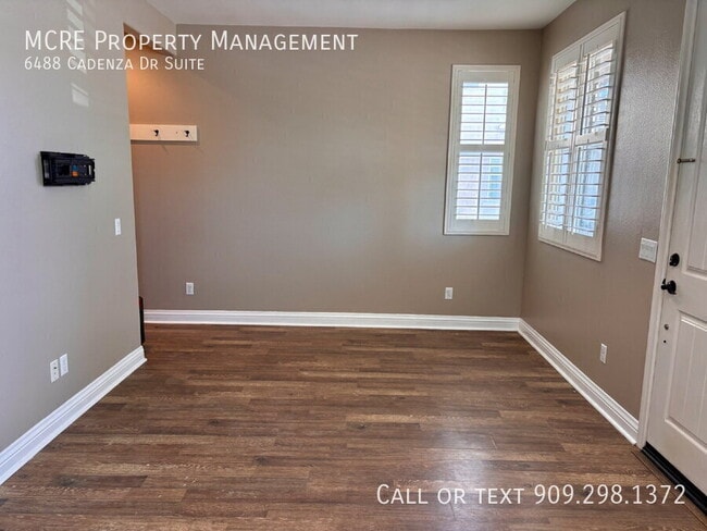Building Photo - 6488 Cadenza Dr