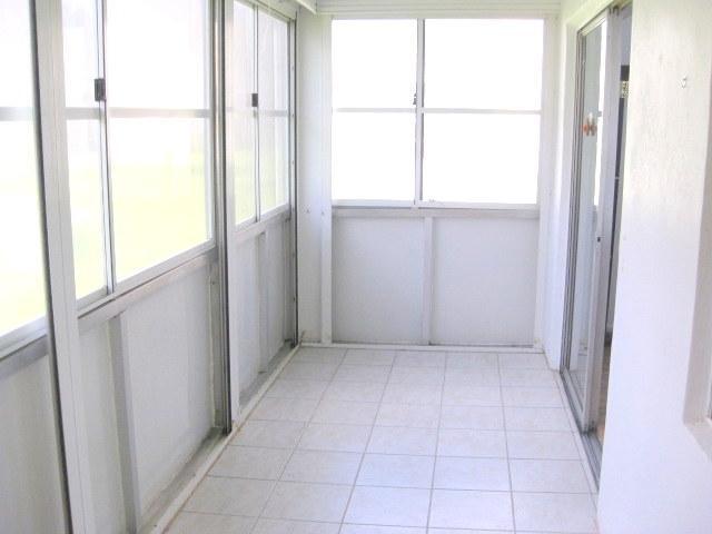 Building Photo - 532 Normandy L