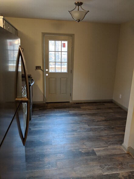 dining area - 386 Eagle Mountain Dr West