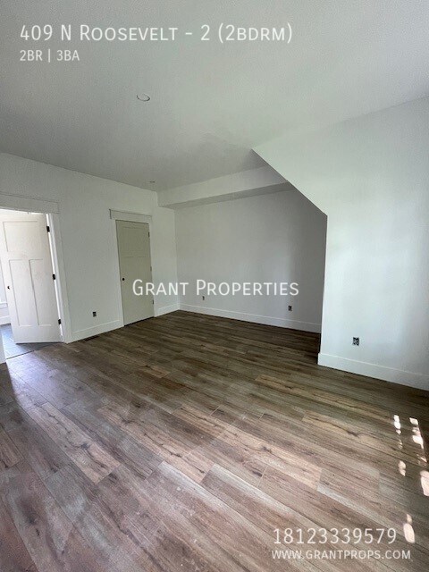 Building Photo - 409.2 2bdrm