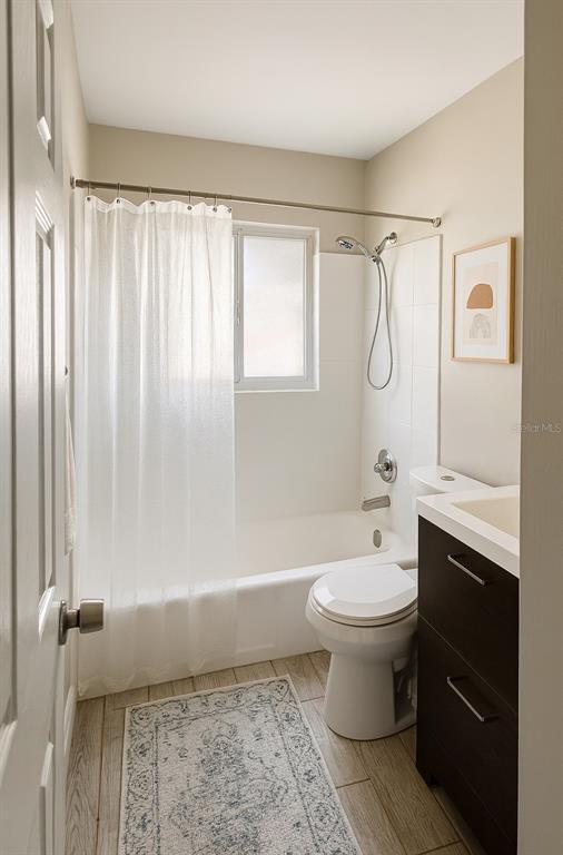 Building Photo - 3206 W Azeele St