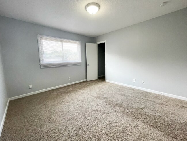 Building Photo - 1122 Marble St