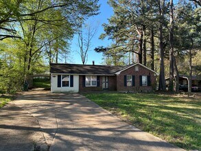 Building Photo - Charming 4 bed 2 bath in Southaven, MS