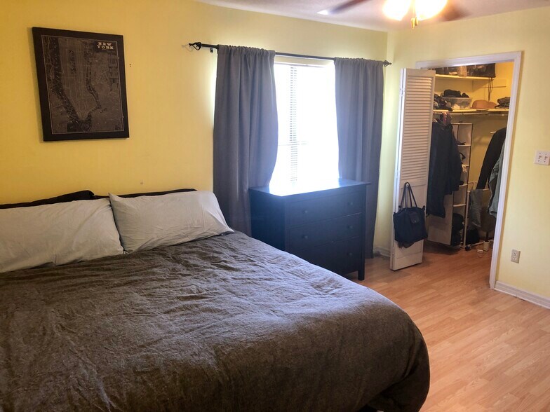 Building Photo - 506 Beechwood Ave