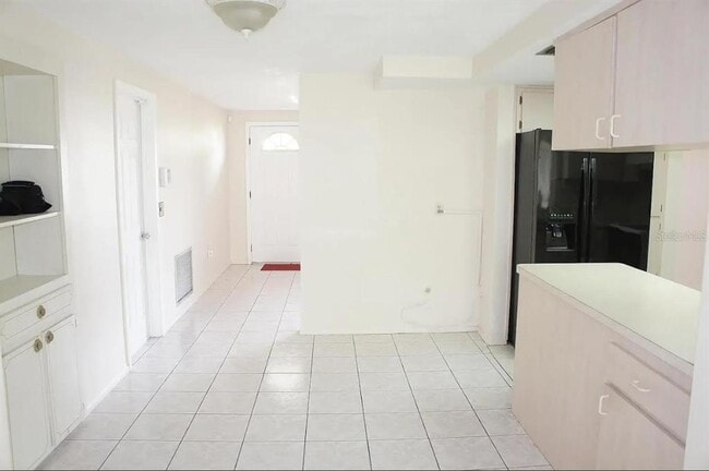 Building Photo - 7608 Camelot Rd