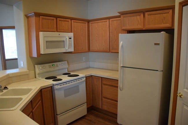 Building Photo - 2103 NE 81st Ave