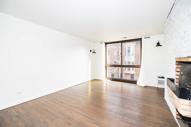 Building Photo - 2201 N Cleveland Ave