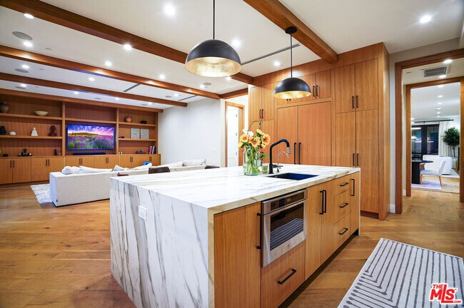 Building Photo - 4145 Tujunga Ave