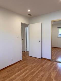 Building Photo - 898 Brent Dr