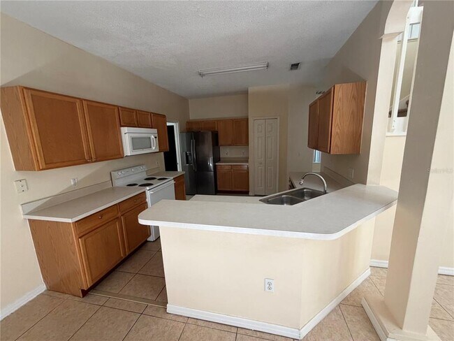 Building Photo - 48 Cordona Dr