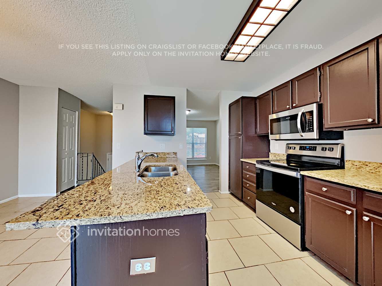 Building Photo - 9434 Brentwood St