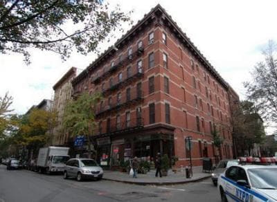 Primary Photo - 120 Christopher St