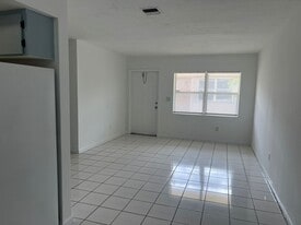 Building Photo - 5310 NW 22nd St