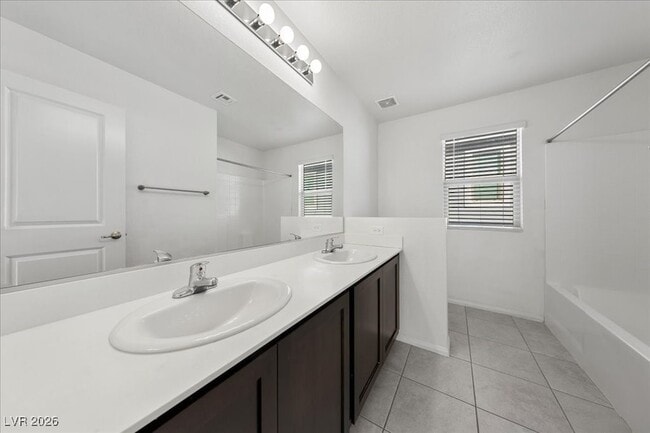 Building Photo - 9991 Blue Rain St