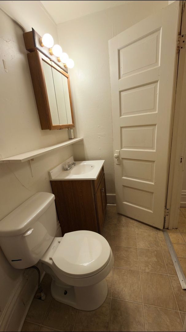 Building Photo - ALL UTILITIES INCLUDED