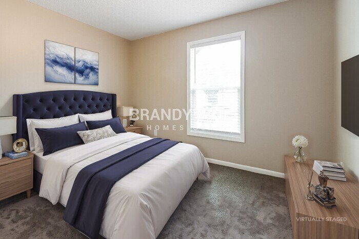 Building Photo - 106 W Laredo Trail