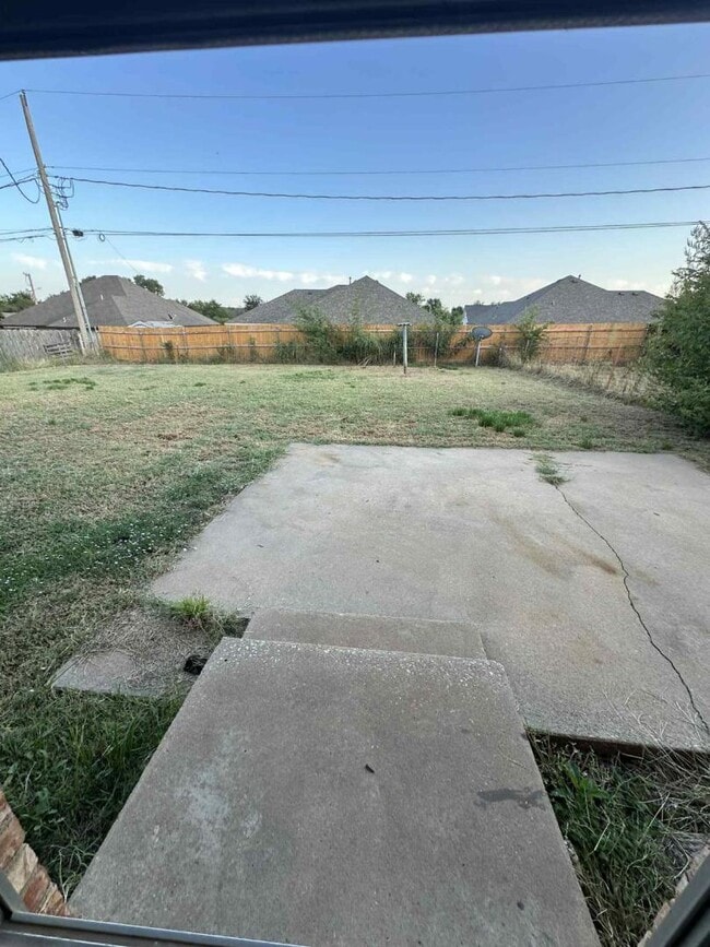 Building Photo - 16 Highland Dr