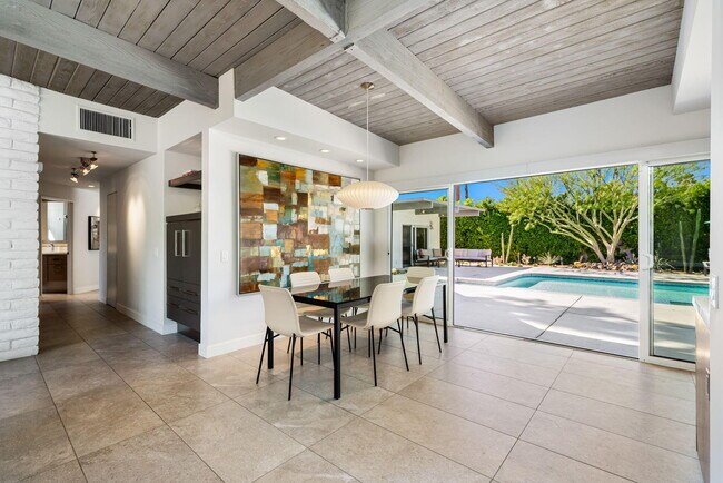 Building Photo - 1155 E Paseo El Mirador