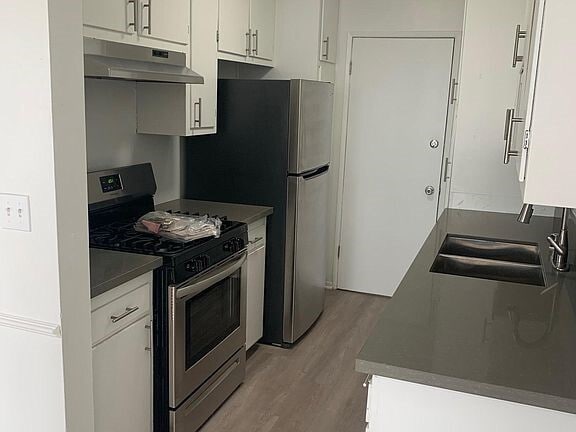 Building Photo - Bon Chere Apartments