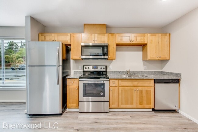 Building Photo - 2515 S 48th St