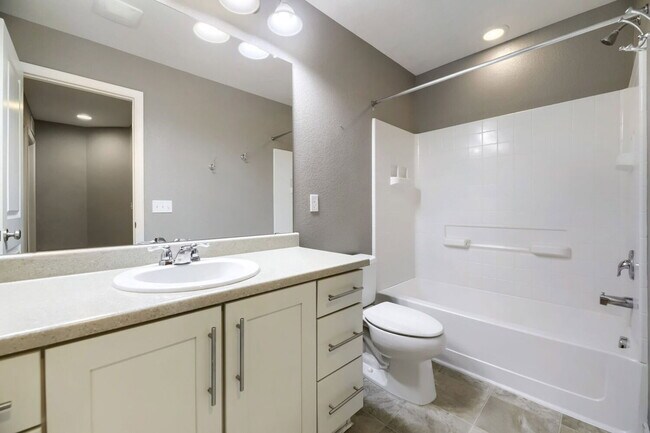 Building Photo - 10825 E 28th Pl