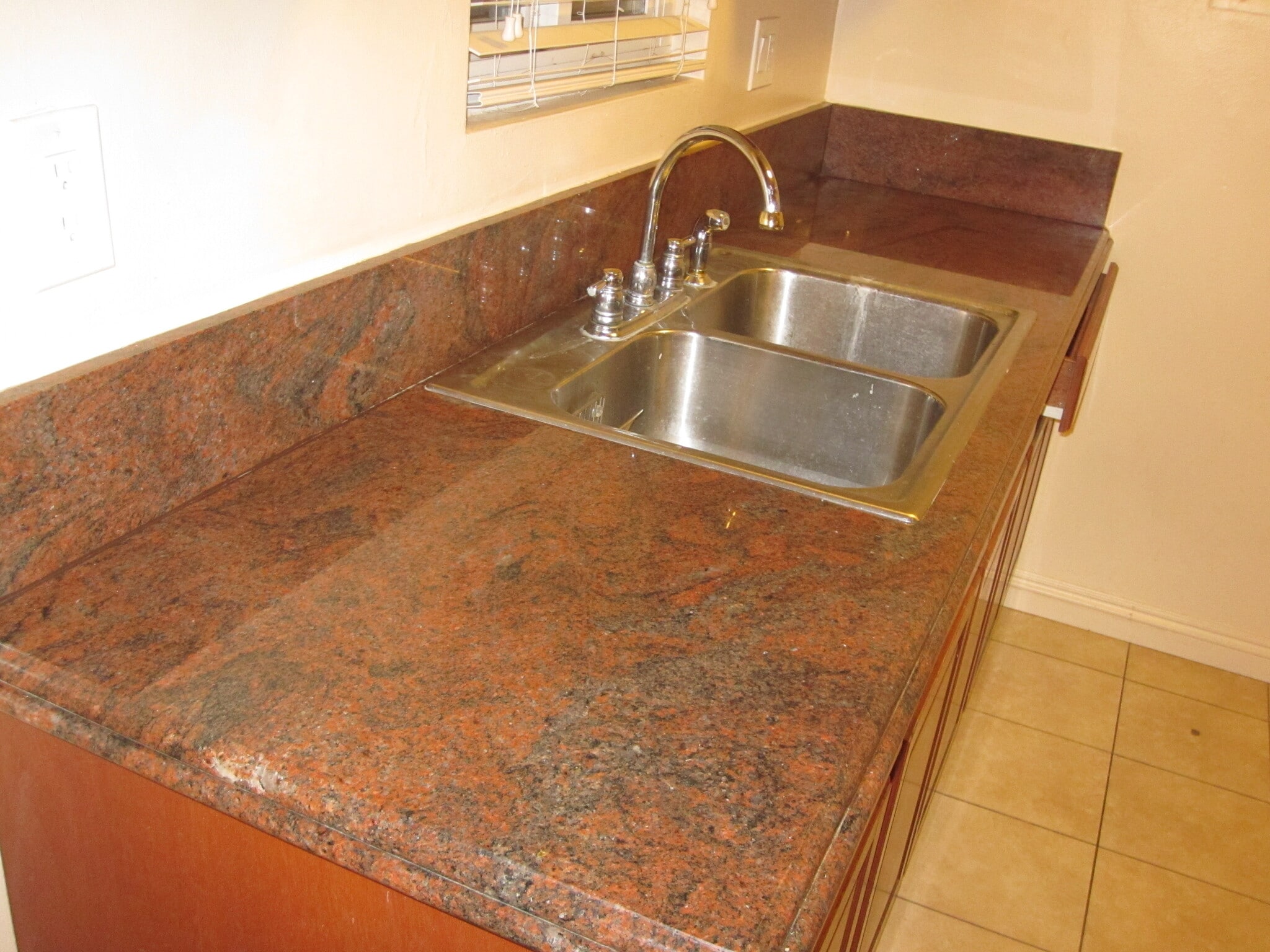 Building Photo - 215 Covina Ave