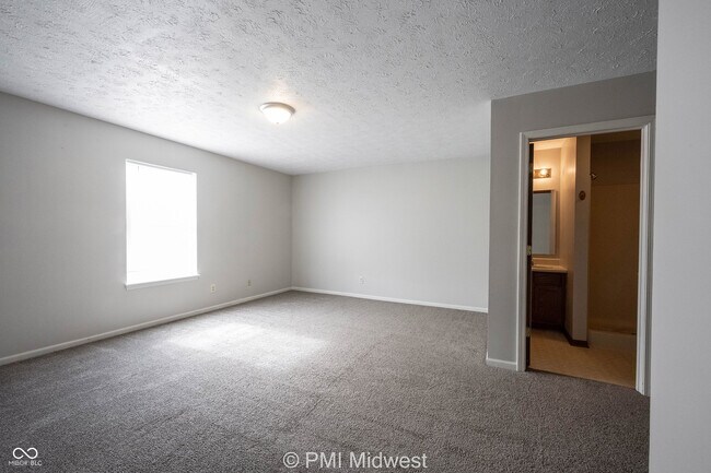 Building Photo - 1092 Cobra Dr