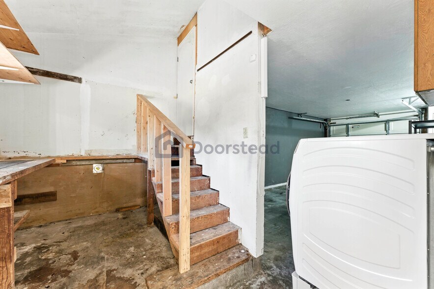 Building Photo - 4533 Utah Dr