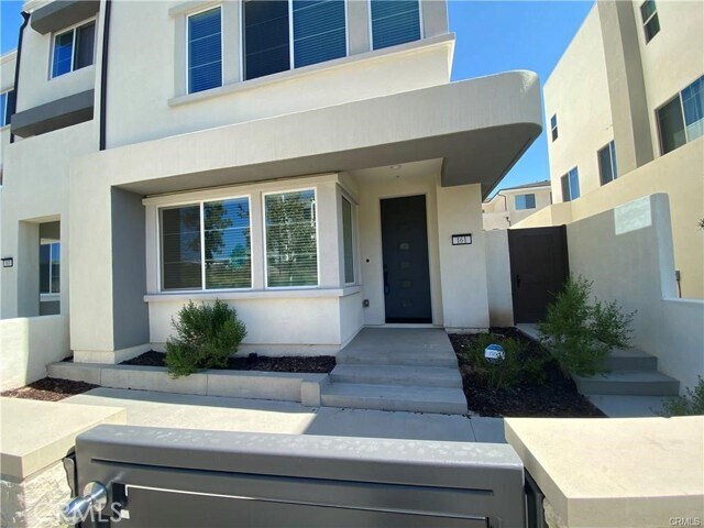 Building Photo - 161 Episode