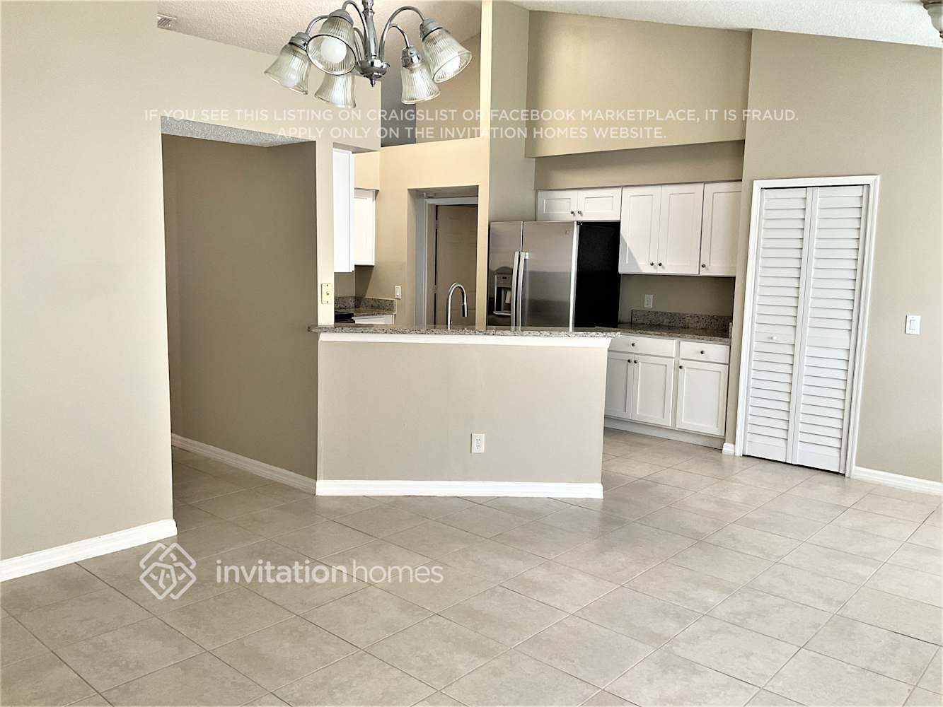 Building Photo - 13835 Valleybrooke Ln